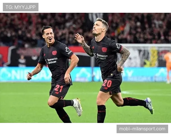 勒沃库森前锋希克梅开二度 状态回勇成为球队大胜首功之臣 勒沃库森前锋希克梅开二度 状态回勇成为球队大胜首功之臣